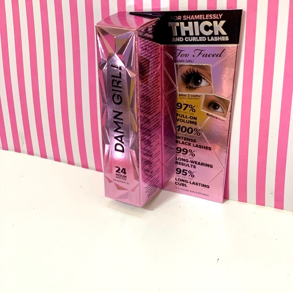Too Faced Damn Girl mini mascara